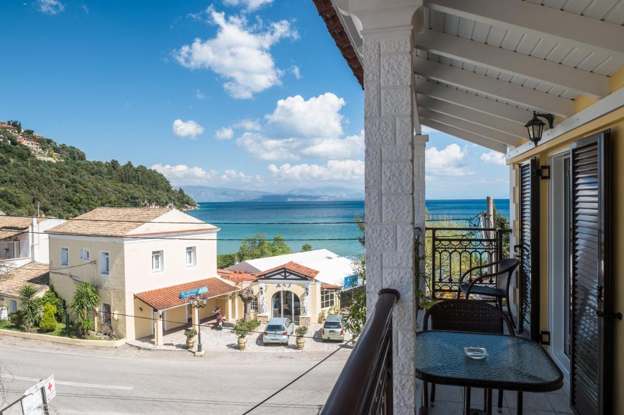 The Seaview Corner Apartments By Konnect, Ipsos Corfu Buitenkant foto