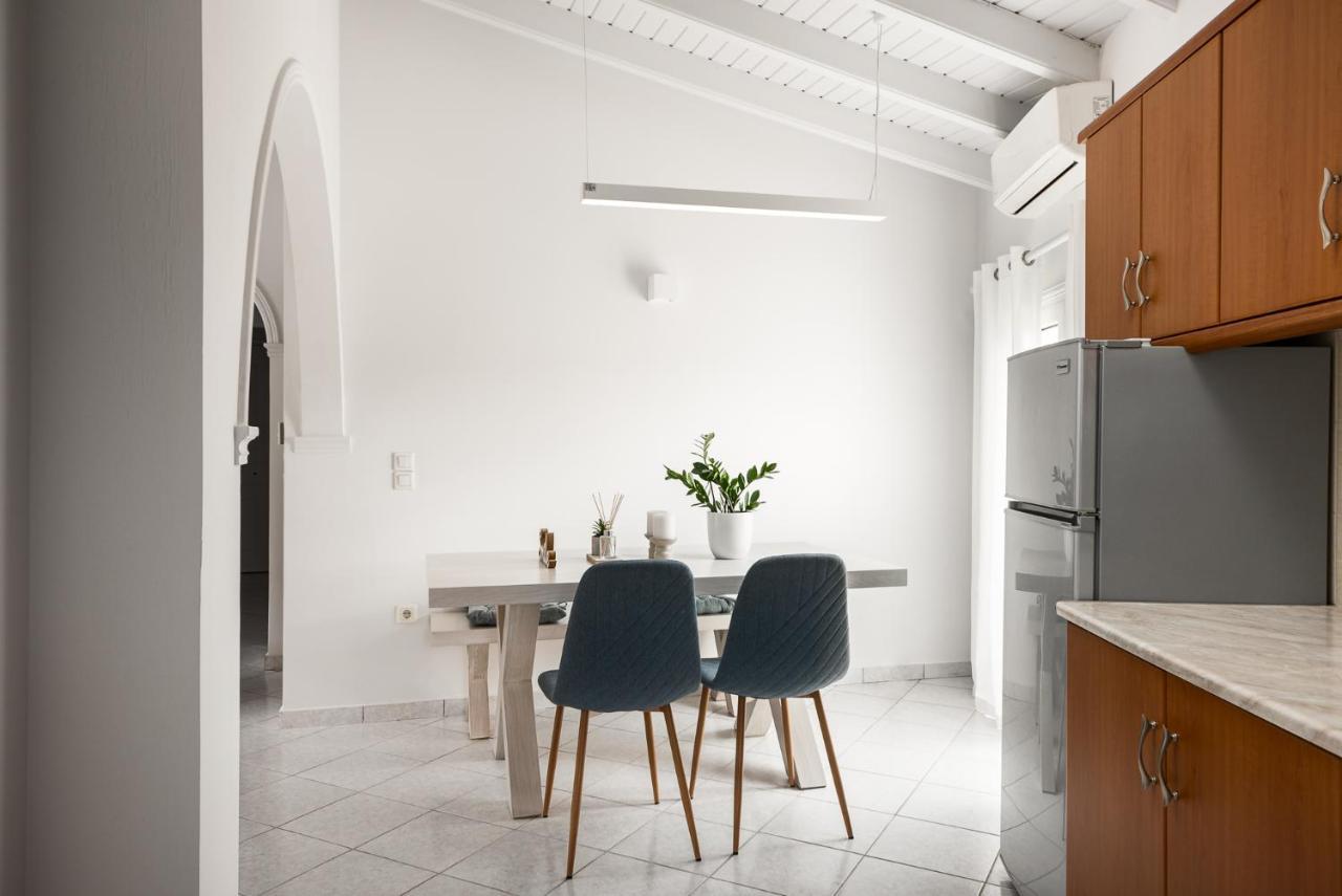 The Seaview Corner Apartments By Konnect, Ipsos Corfu Buitenkant foto
