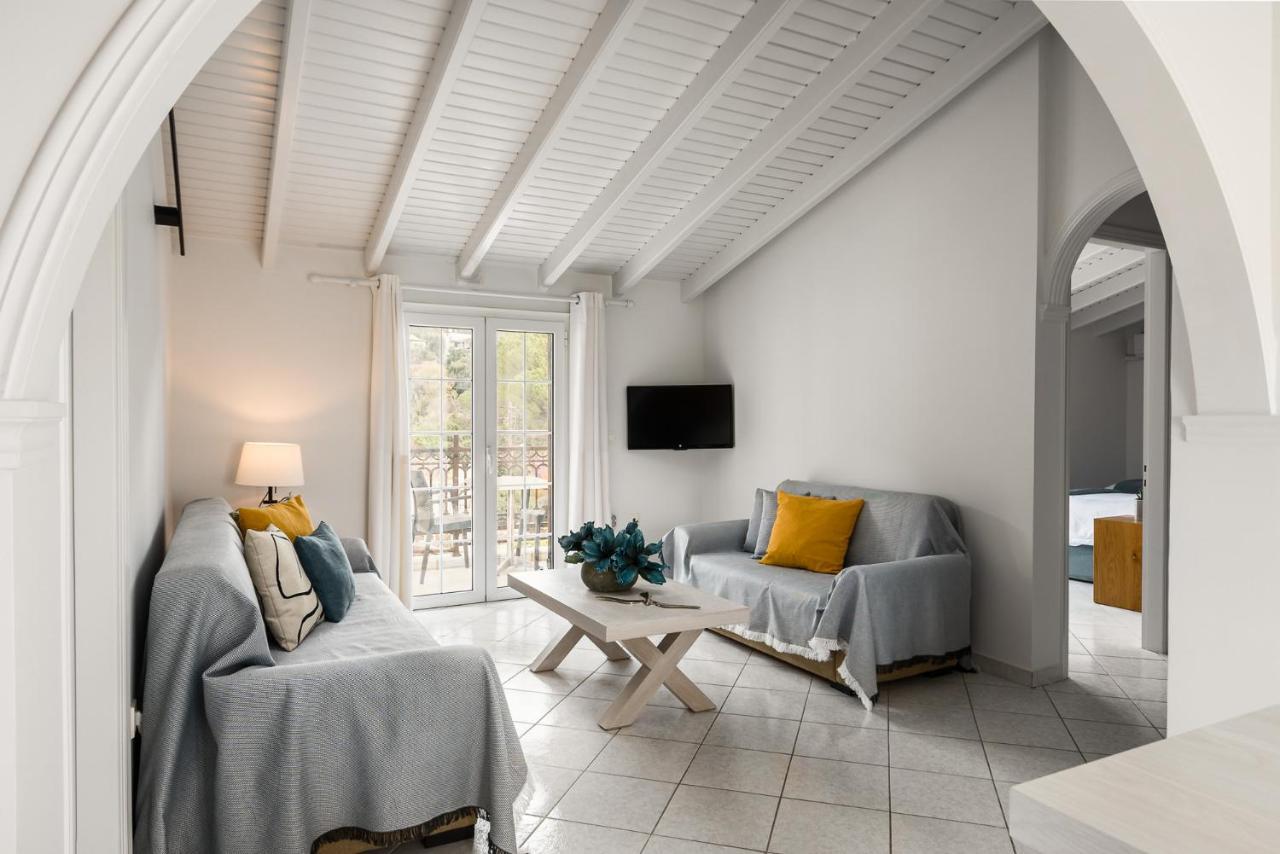 The Seaview Corner Apartments By Konnect, Ipsos Corfu Buitenkant foto